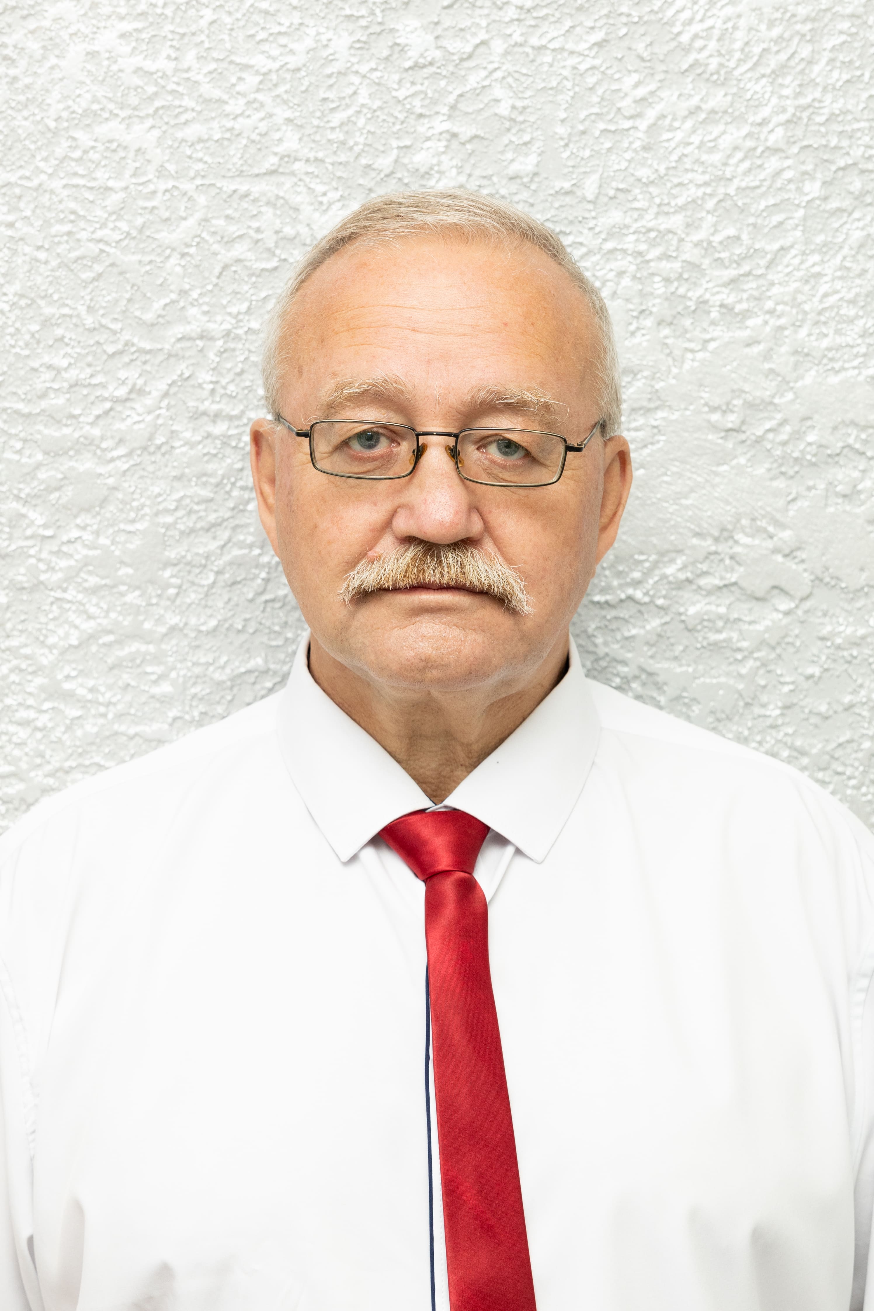 Зайцев Юрий Николаевич.